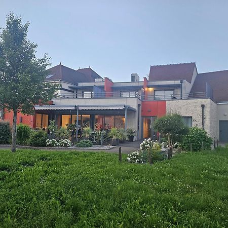 Au Coeur Des Bulles Hotell Loches-sur-Ource Eksteriør bilde